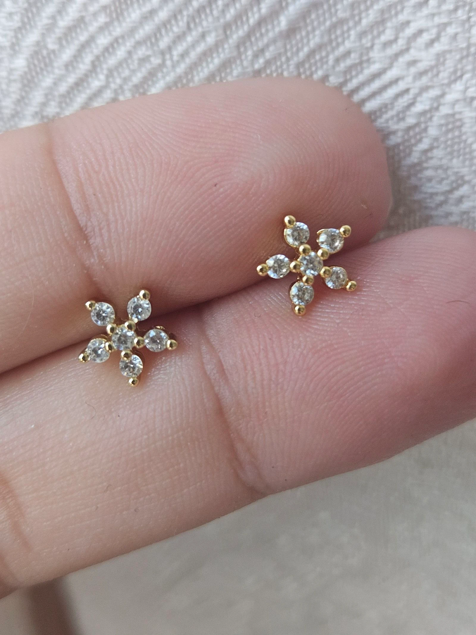 Stainless steel earring – photo 3